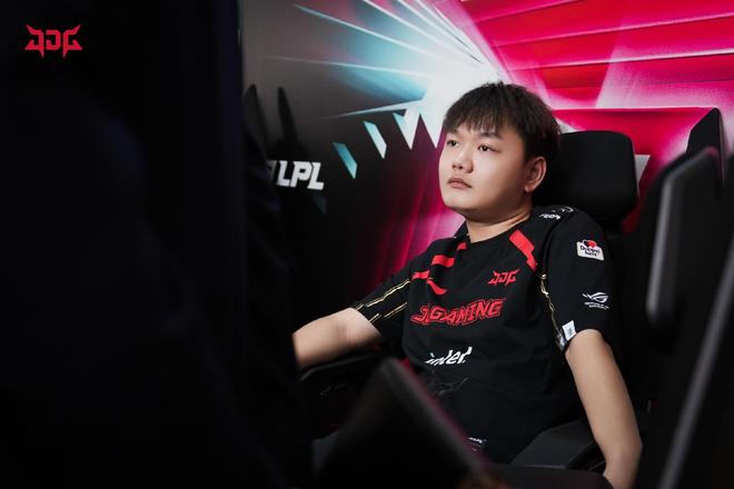 不同的舞台 不同的舞台